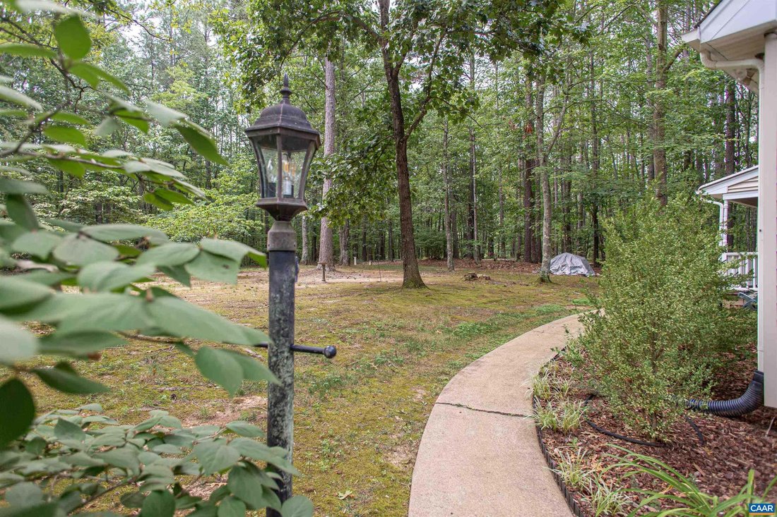 House in Charlottesville, Virginia, United States 3 - 18554696