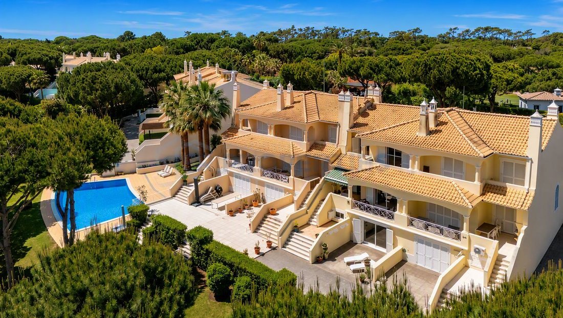House in Vilamoura, Quarteira, Algarve 1 - 18436376