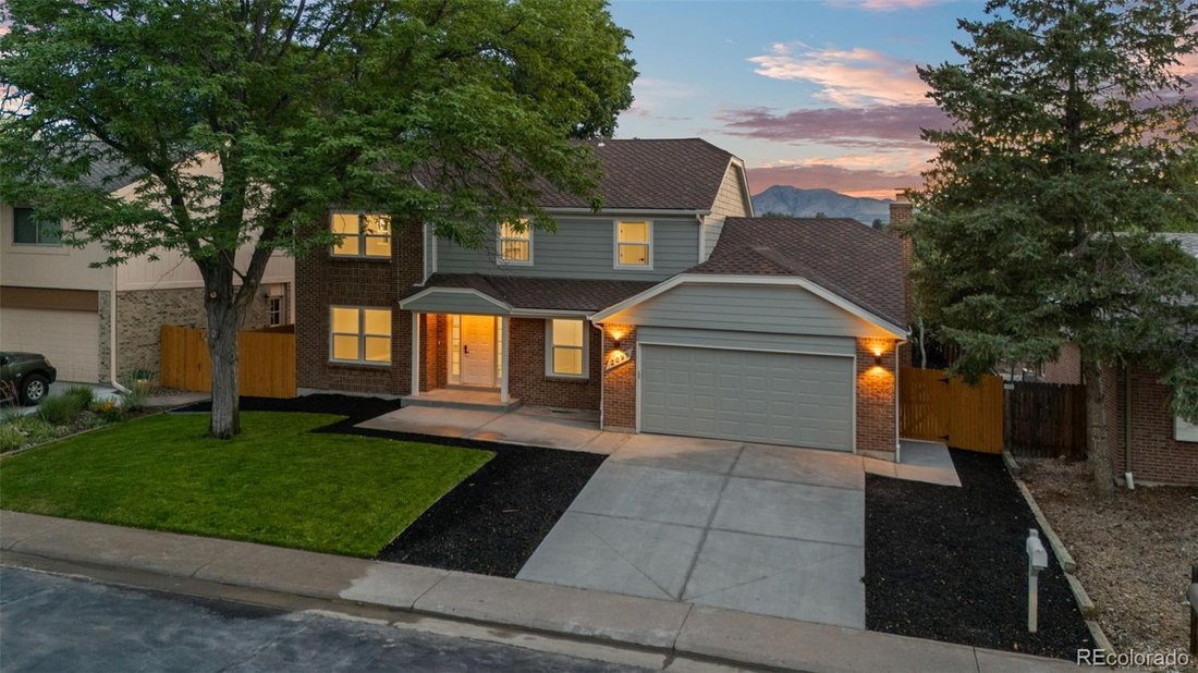 House in Lakewood, Colorado, United States 2 - 18554397