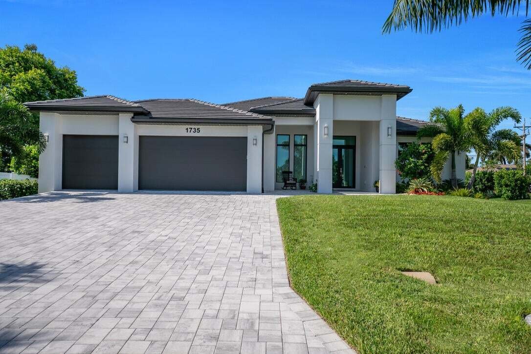 House in Cape Coral, Florida, United States 3 - 18555122