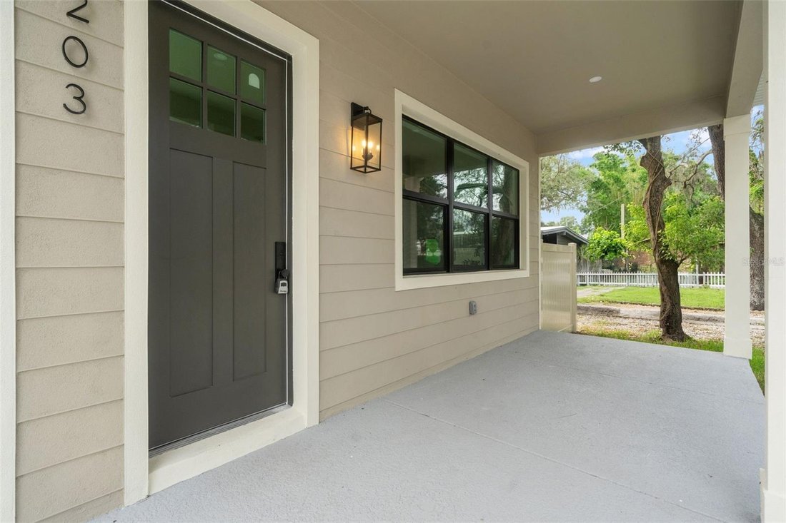 House in Tampa, Florida, United States 4 - 18554861