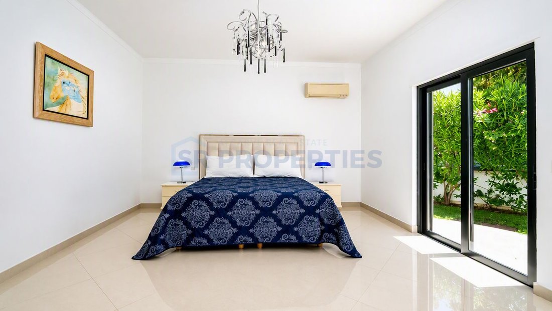 House in Vilamoura, Quarteira, Algarve 5 - 18436686