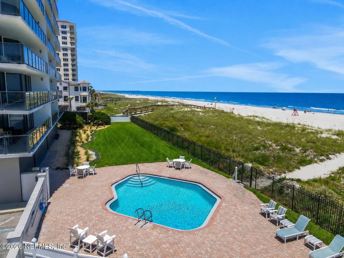 Condo in Jacksonville Beach, Florida, United States 3 - 18554379
