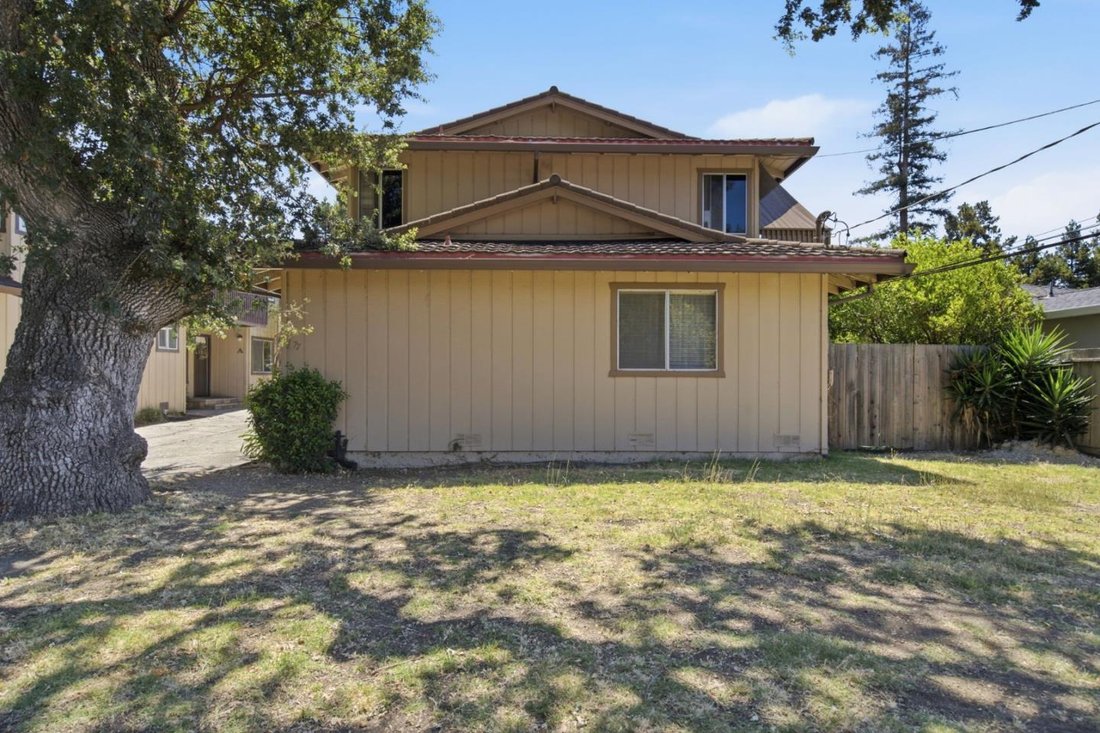 House in Redwood City, California, United States 5 - 18555004