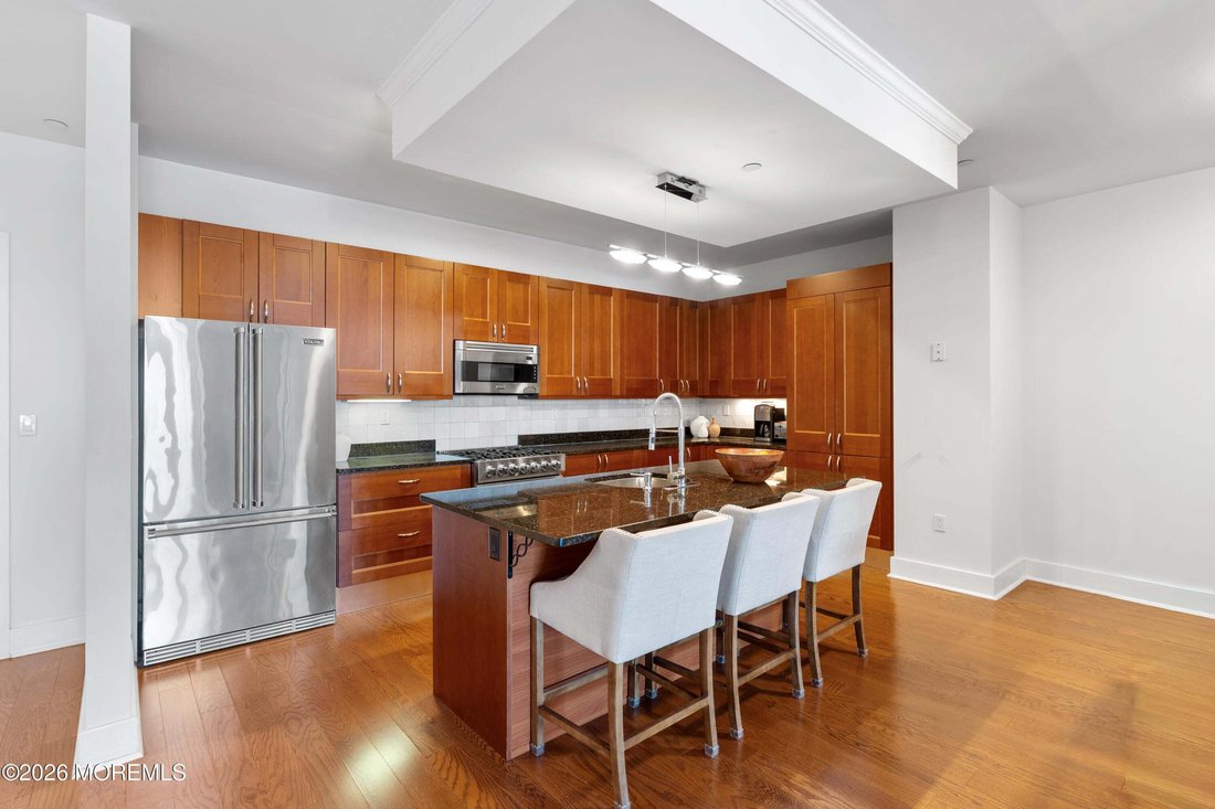Condo in Red Bank, New Jersey, United States 3 - 18554709