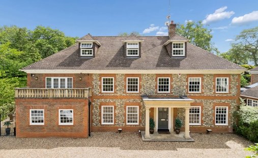 House in Farnham Royal, England 1