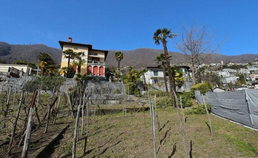Villa in Minusio, Ticino, Switzerland 1