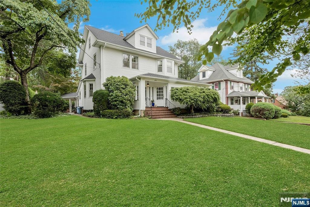 House in Oradell, New Jersey, United States 2 - 18555083