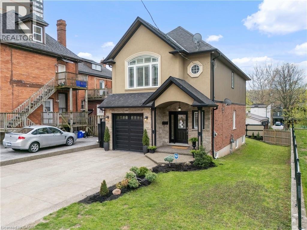 House in Hamilton, Ontario, Canada 1 - 18555082