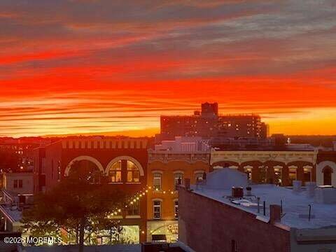 Condo in Red Bank, New Jersey, United States 2 - 18554709