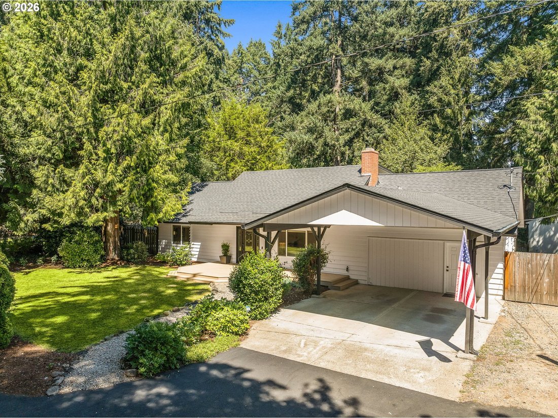 House in Lake Oswego, Oregon, United States 2 - 18555163