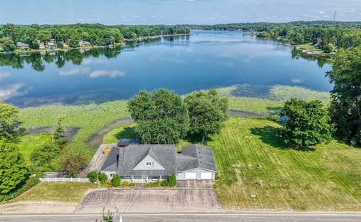 House in Manchester, Michigan, United States 1