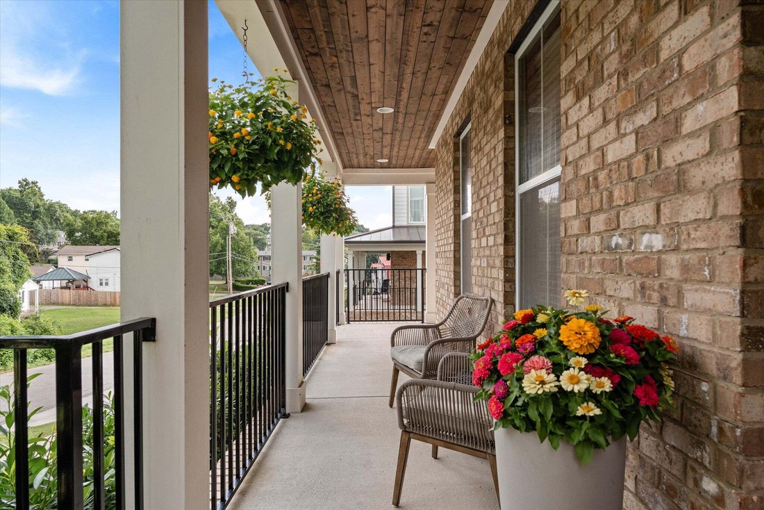 Co Op in Nashville, Tennessee, United States 5 - 18554602