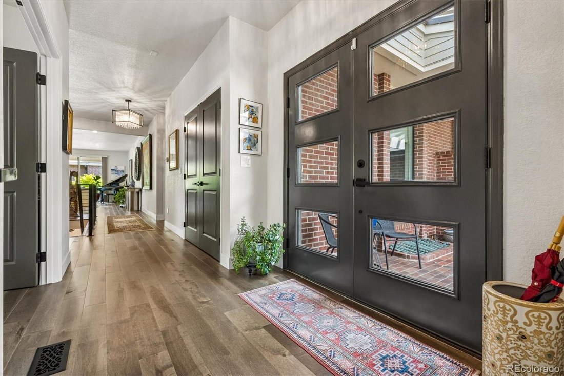 Condo in Denver, Colorado, United States 3 - 18554390