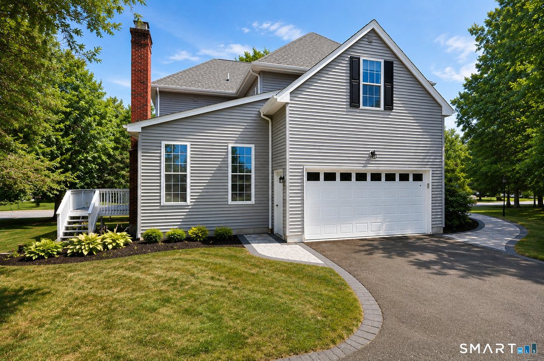 House in Avon, Connecticut, United States 3 - 18555064