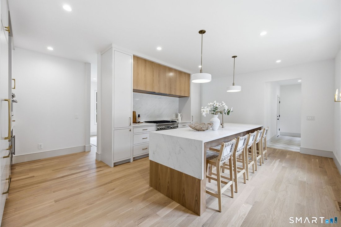 House in Fairfield, Connecticut, United States 2 - 18555063