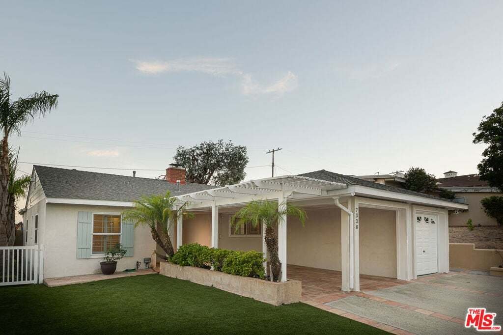 House in Los Angeles, California, United States 1 - 18554484