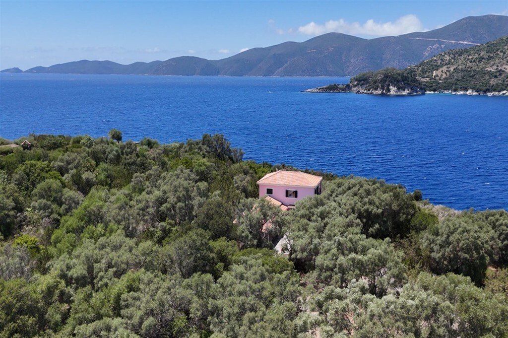 Villa in Marantoxoriou, Apollonioi, Greece 2 - 18454959