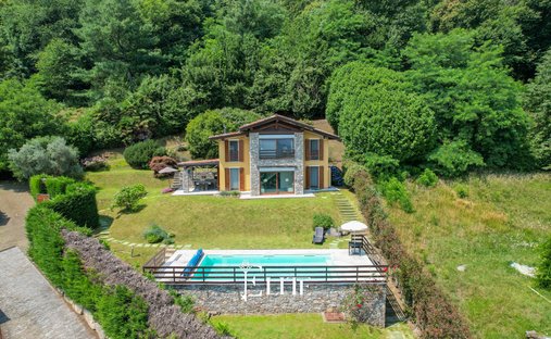 Villa in Arona, Piemont, Italien 1