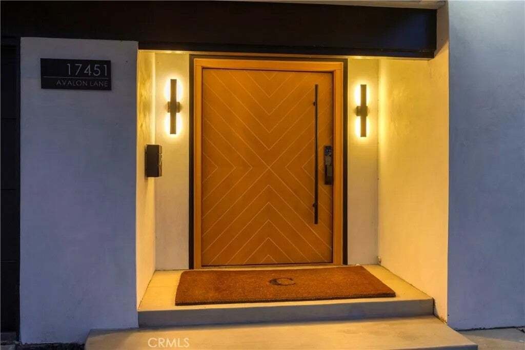 House in Huntington Beach, California, United States 5 - 18463197