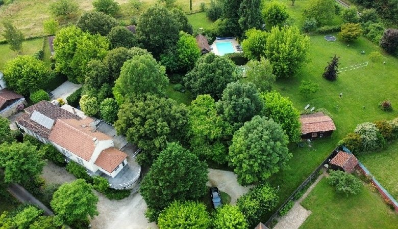 Estate in Arrondissement of Sarlat-la-Canéda, Nouvelle-Aquitaine, France 1 - 18555228
