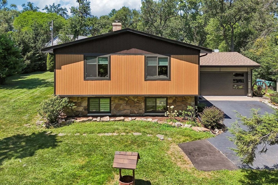House in Bloomingdale, Illinois, United States 2 - 18555274