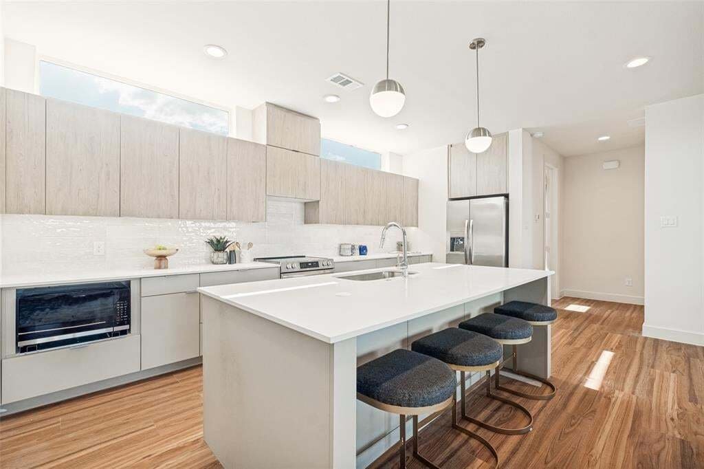 Townhouse in Dallas, Texas, United States 1 - 18555414