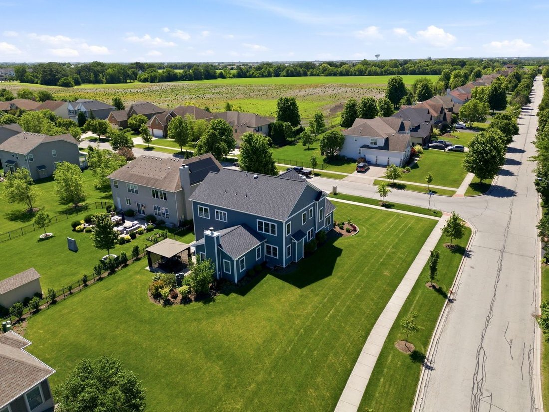 House in North Aurora, Illinois, United States 5 - 18555248