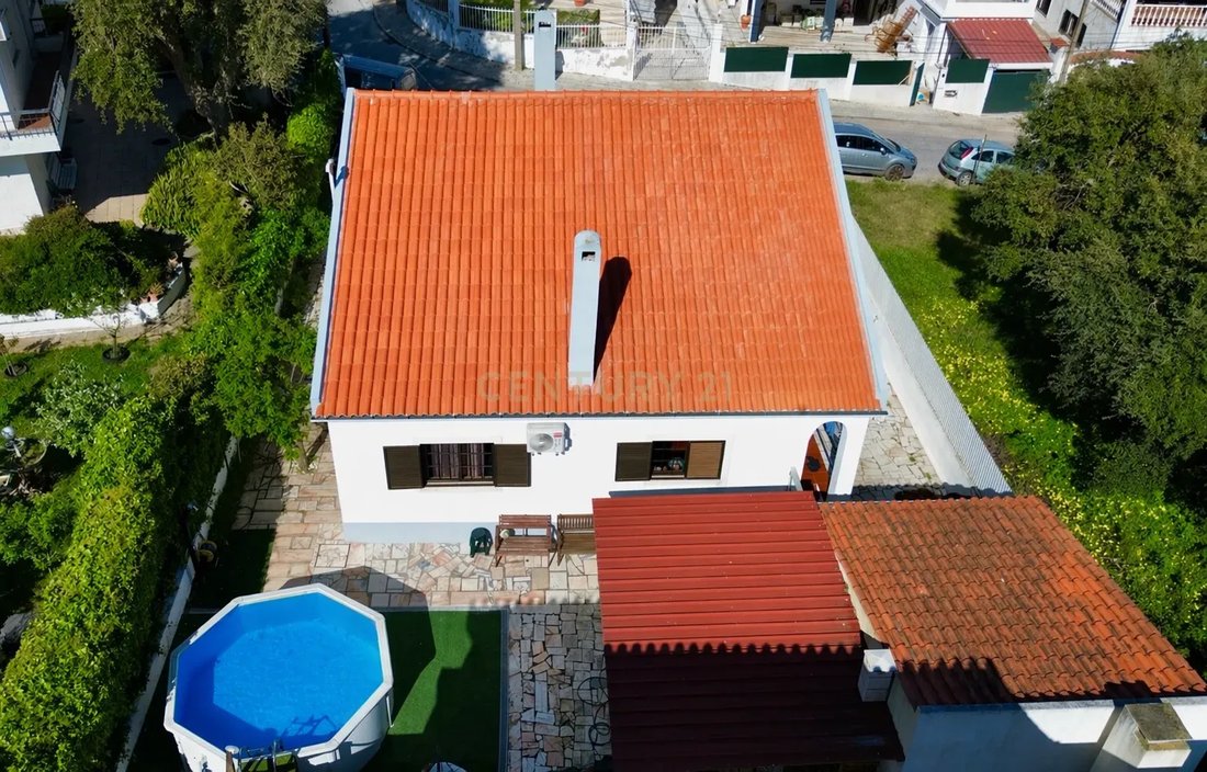 Villa in Caparica e Trafaria, Setubal, Portugal 1 - 18555900