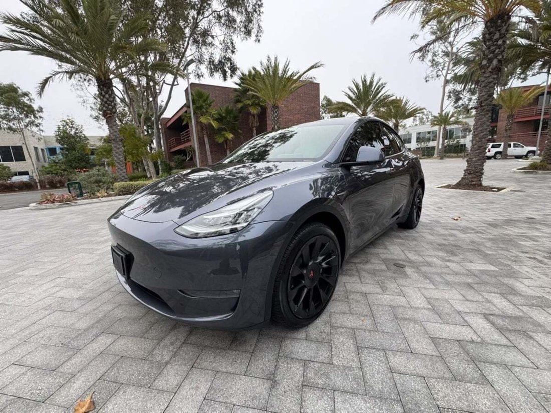 Suv in Newport Beach, CA, United States 3 - 18291081