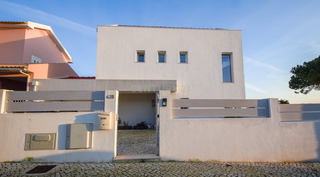 Villa in Charneca de Caparica e Sobreda, Setubal, Portugal 2 - 18555867