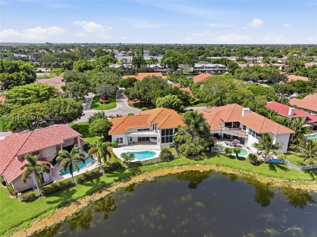 House in Coral Springs, Florida, United States 4 - 18555666