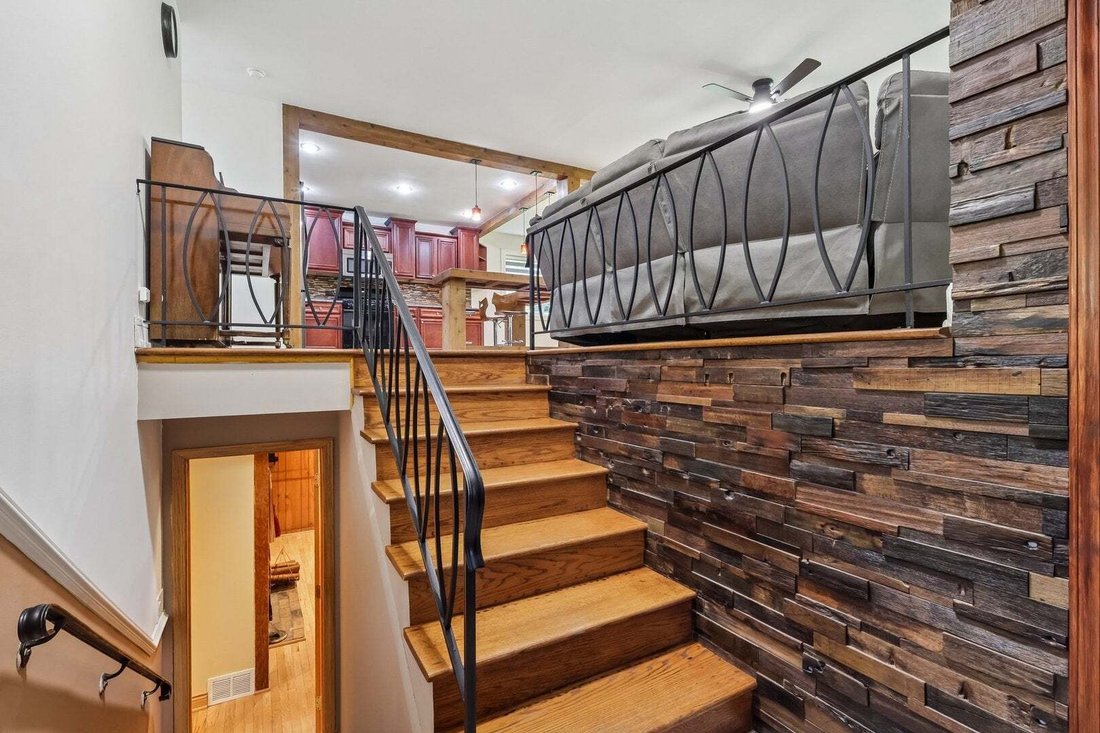 House in Bloomingdale, Illinois, United States 3 - 18555274