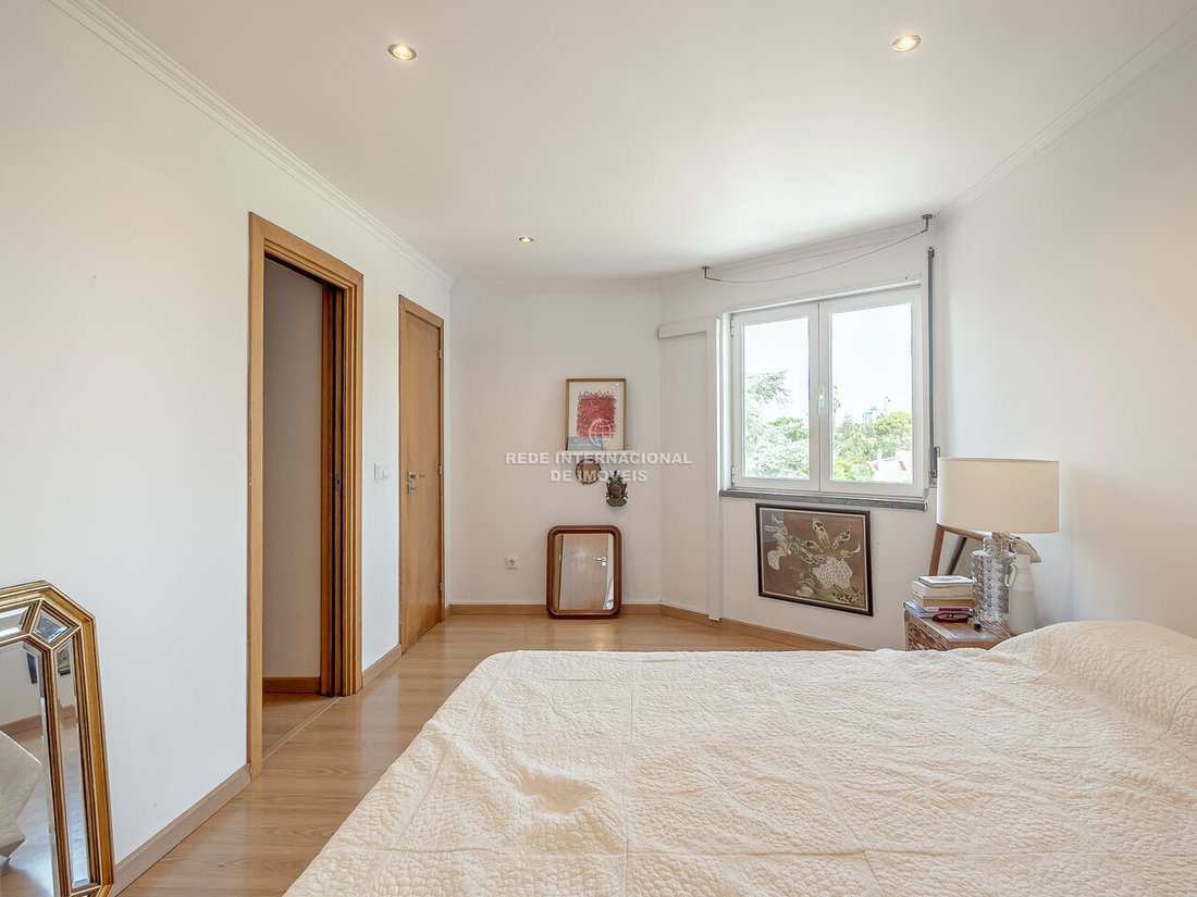 Apartment in Cascais e Estoril, Lisbon, Portugal 3 - 18555634