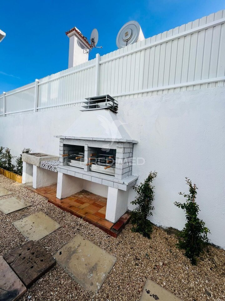 Estate in Costa da Caparica, Setubal, Portugal 5 - 18555875