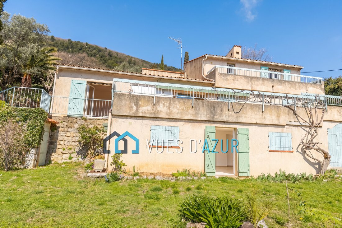 Villa in Grasse, Provence-Alpes-Côte d'Azur, France 3 - 17144857
