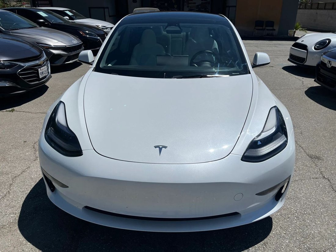 Sedan in Fontana, CA, United States 2 - 18555562