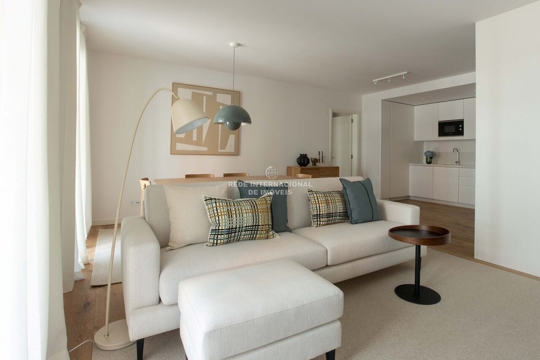 Apartment in Alges, Lisbon, Portugal 4 - 18555648