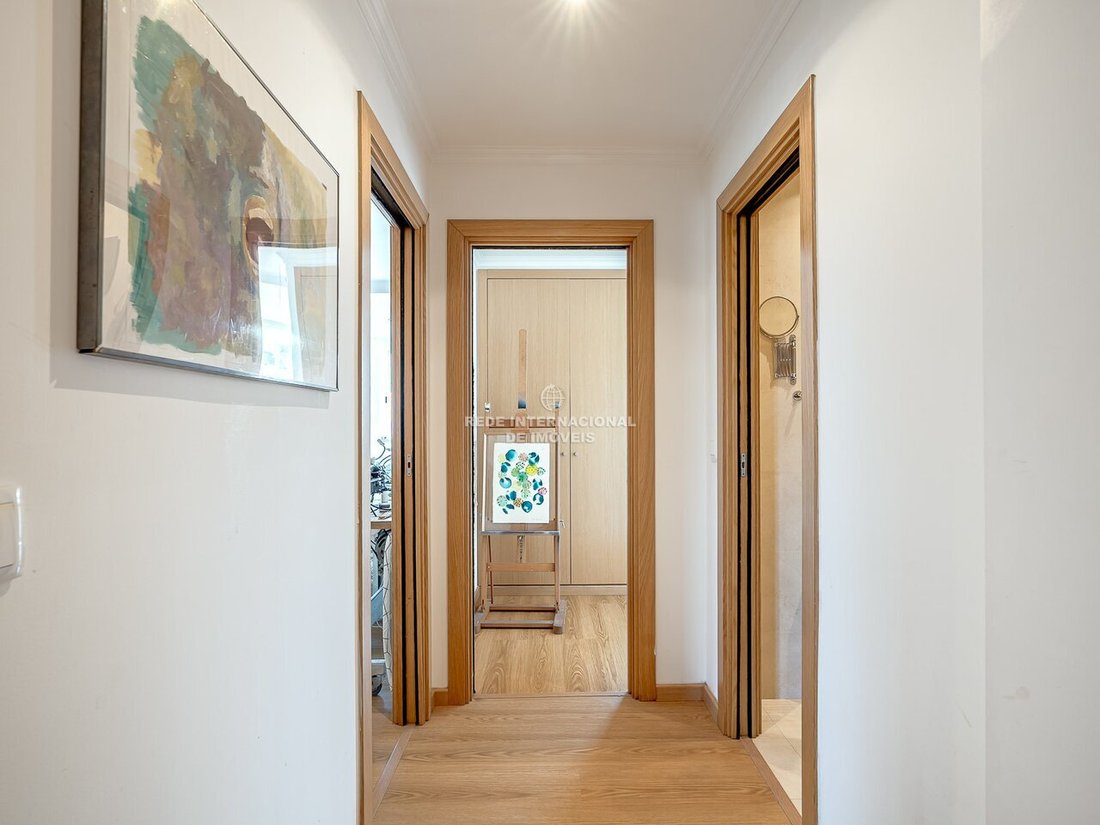Apartment in Cascais e Estoril, Lisbon, Portugal 4 - 18555634
