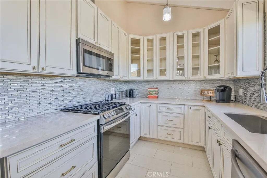 House in Hidden Hills, California, United States 5 - 18525445