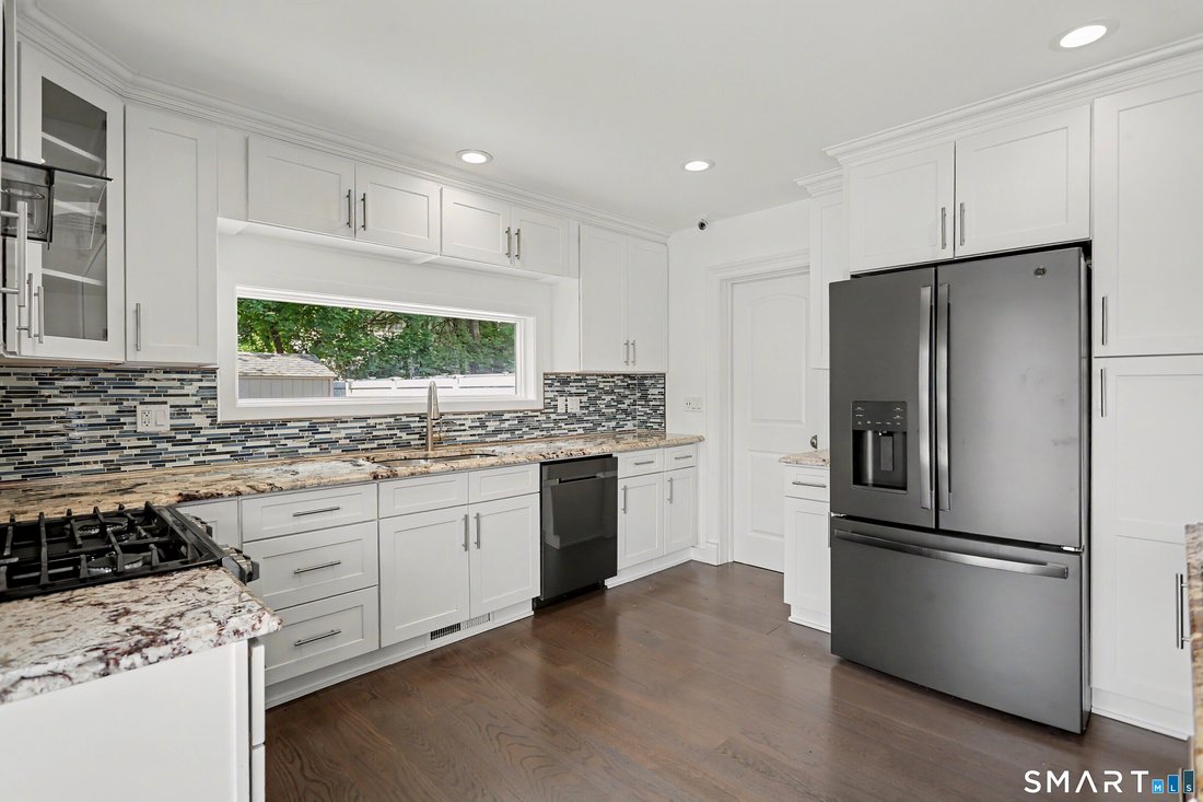 House in Fairfield, Connecticut, United States 2 - 18555506
