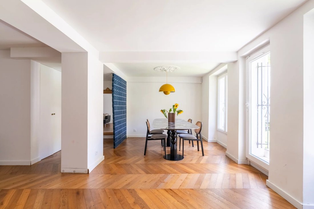 Apartment in Saint Giniez, 8e Arrondissement, Marseille 4 - 18555896