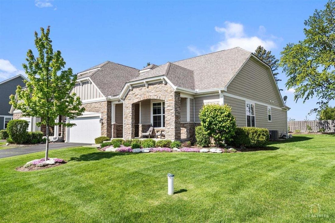 Condo in Mundelein, Illinois, United States 2 - 18555321