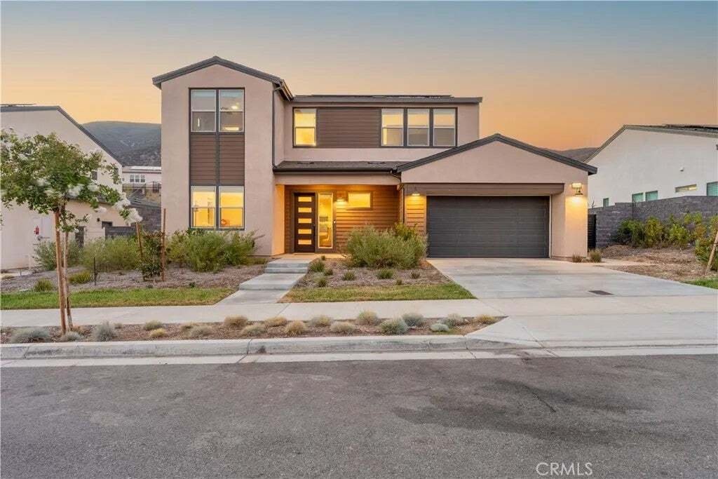 House in Fontana, California, United States 1 - 18555354