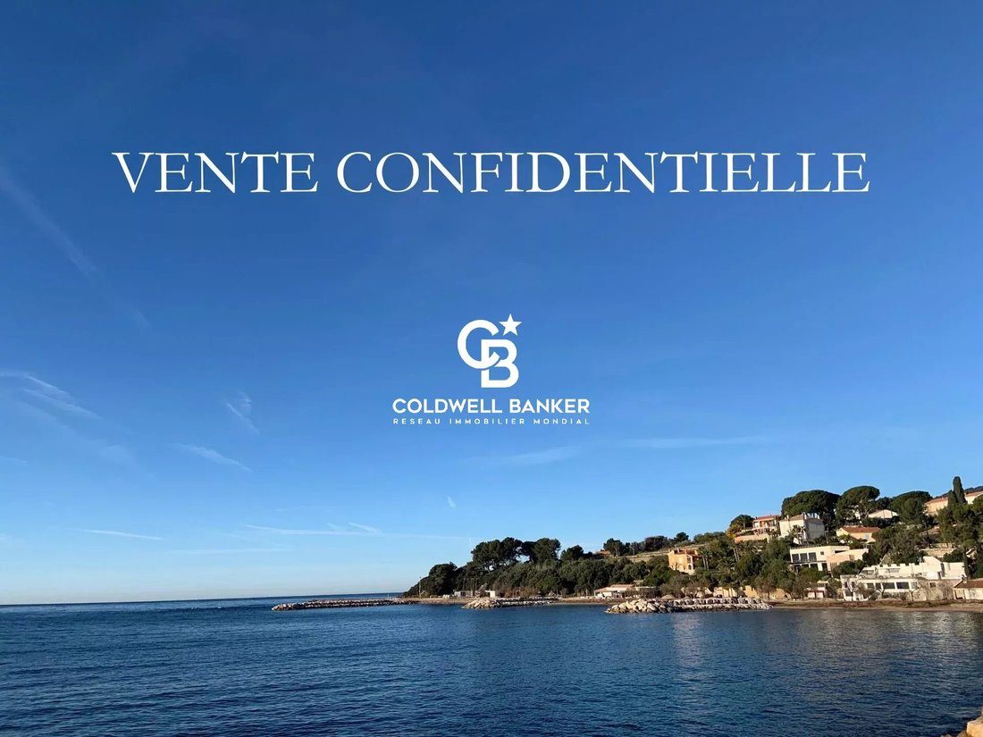 Villa in Carqueiranne, Provence-Alpes-Côte d'Azur, Frankreich 1 - 18209689