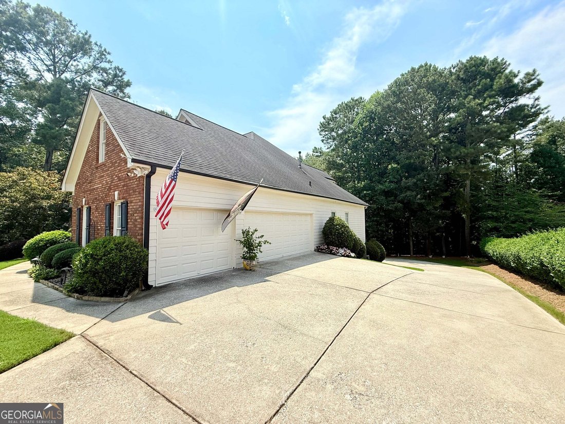 House in Buford, Georgia, United States 3 - 18555448