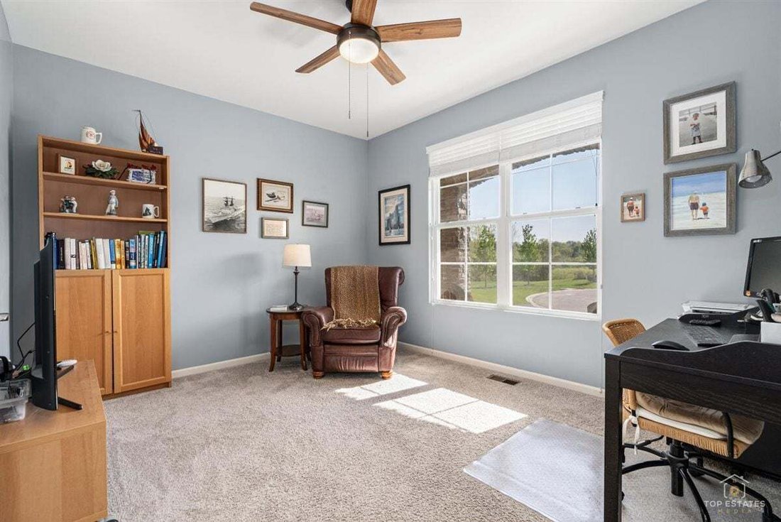 Condo in Mundelein, Illinois, United States 5 - 18555321