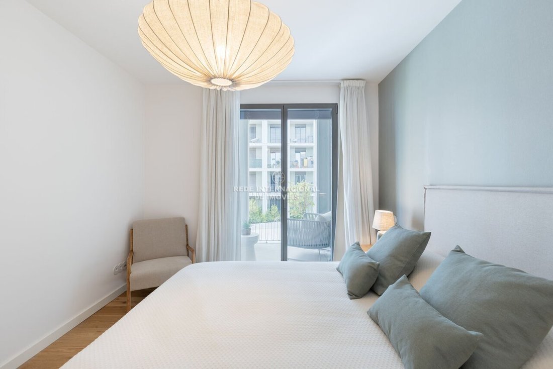 Apartment in Alges, Lisbon, Portugal 2 - 18555648