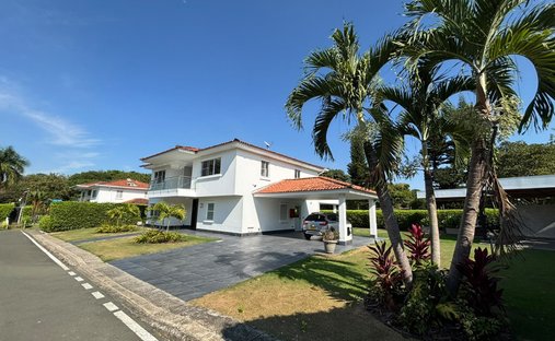 House in Cali, Choco, Colombia 1