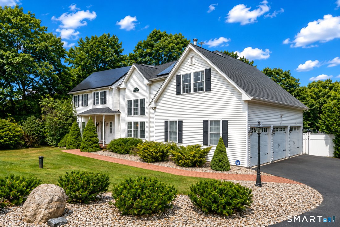 House in Granby, Connecticut, United States 2 - 18555492